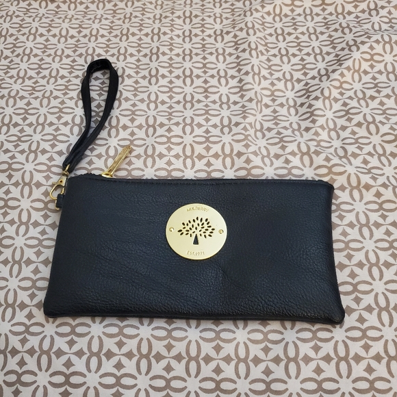 Mulberry Bags Mulberry Est971 Wristlet Wallet Poshmark